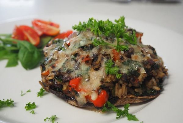 mediterranean stuffed mushrooms